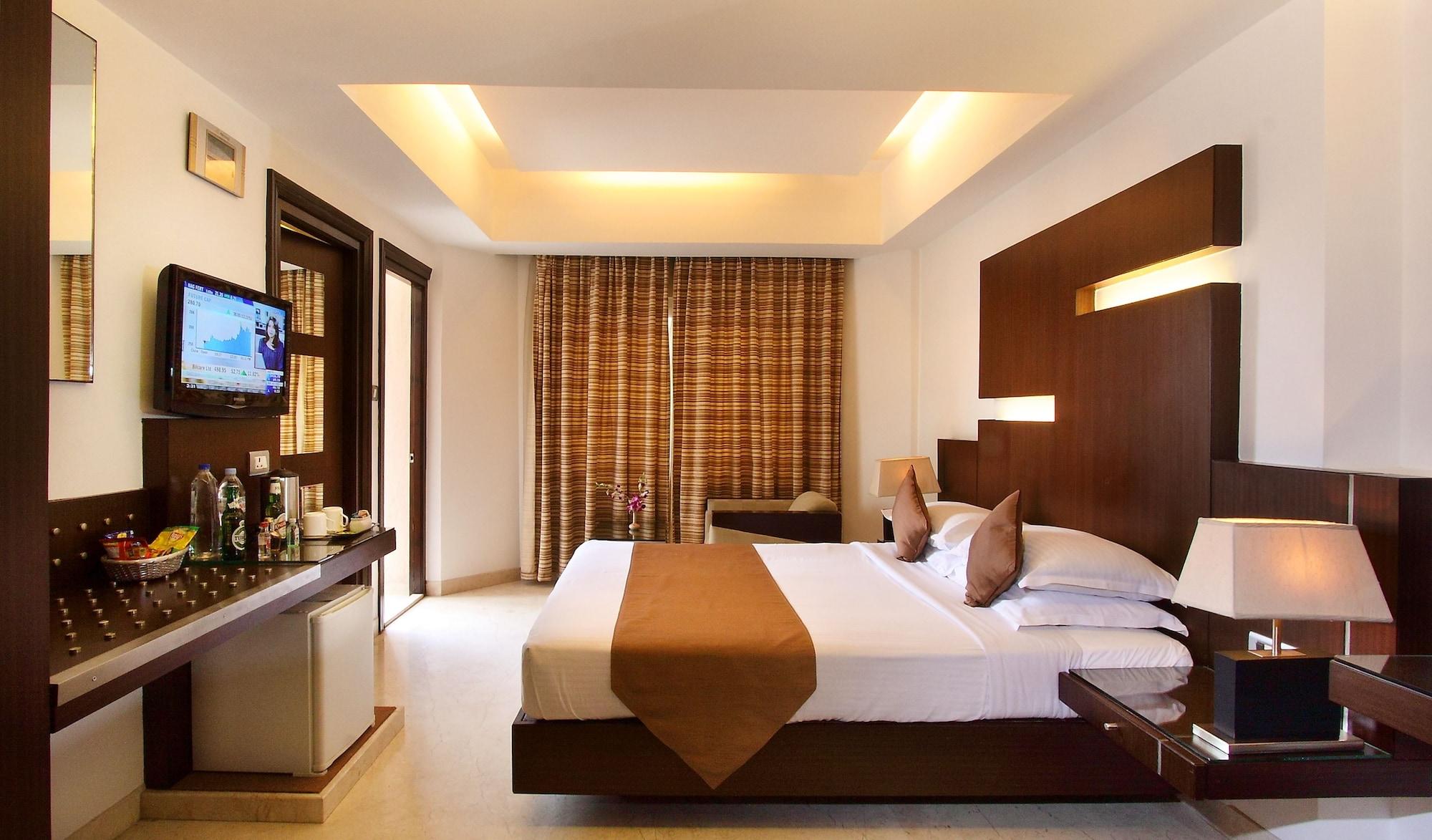 The President Hotel Bangalore Eksteriør bilde