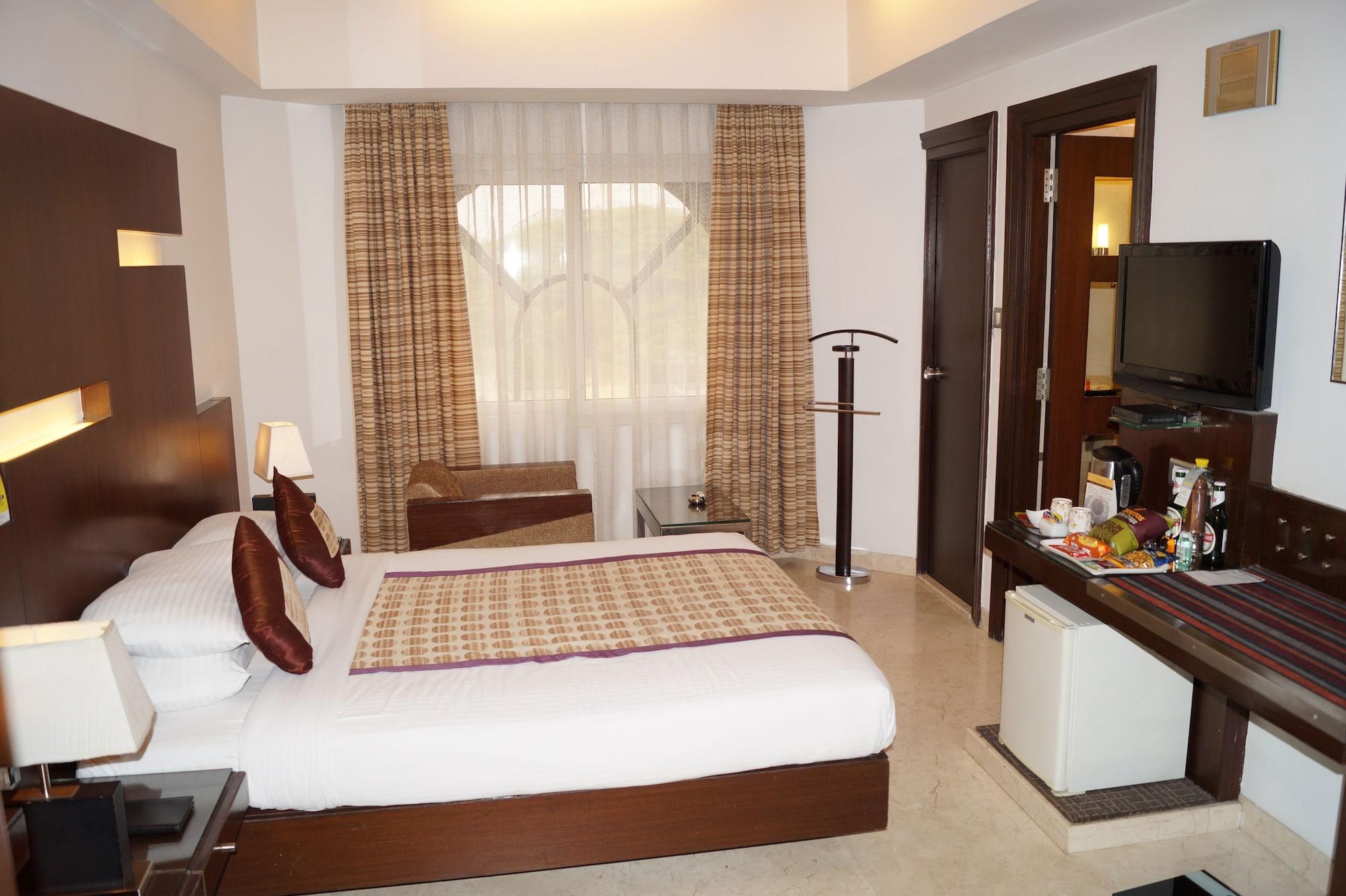 The President Hotel Bangalore Eksteriør bilde