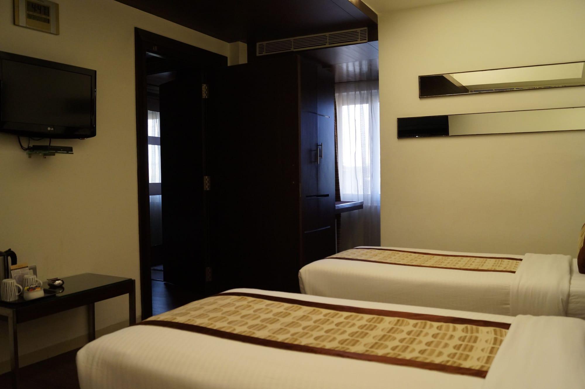 The President Hotel Bangalore Eksteriør bilde
